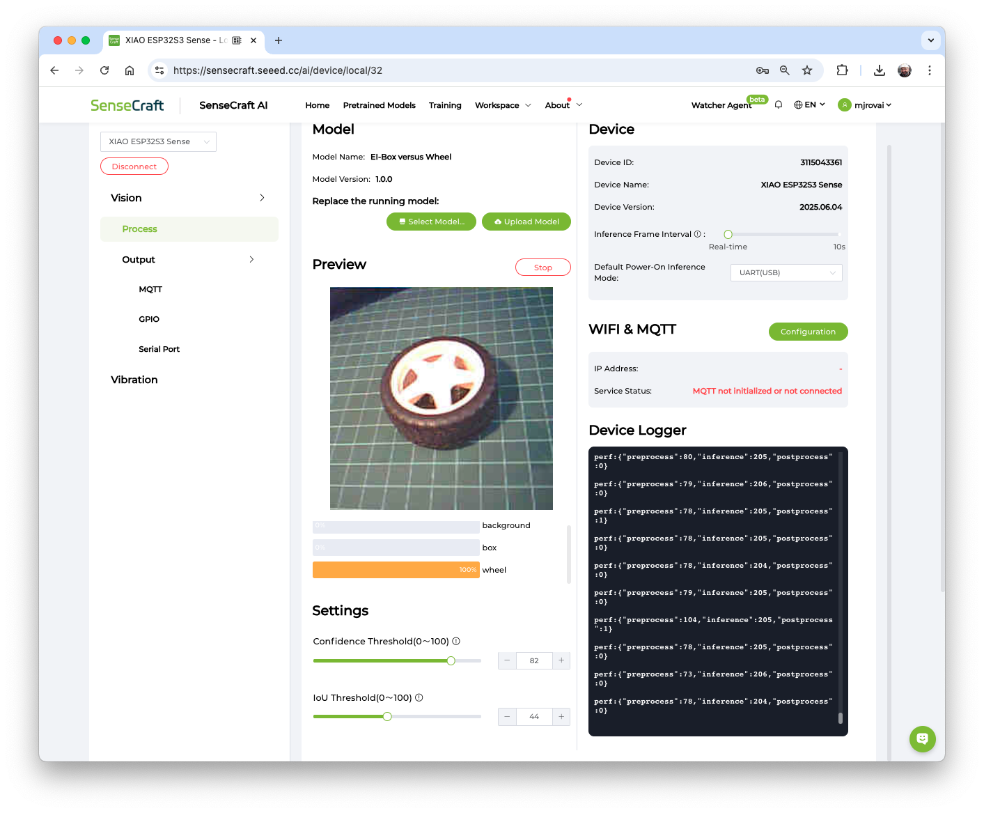 Результаты инференса TFLite-модели в Device Logger